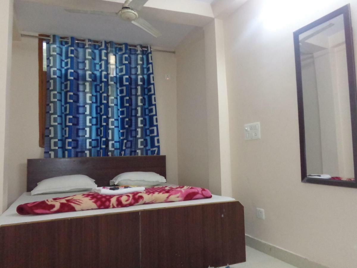 Delhi Inn,Walk In Nizamuddin Railway Station Neu-Delhi Exterior foto